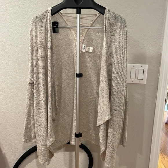 Daytrip Sweaters - Daytrip Cardigan Large